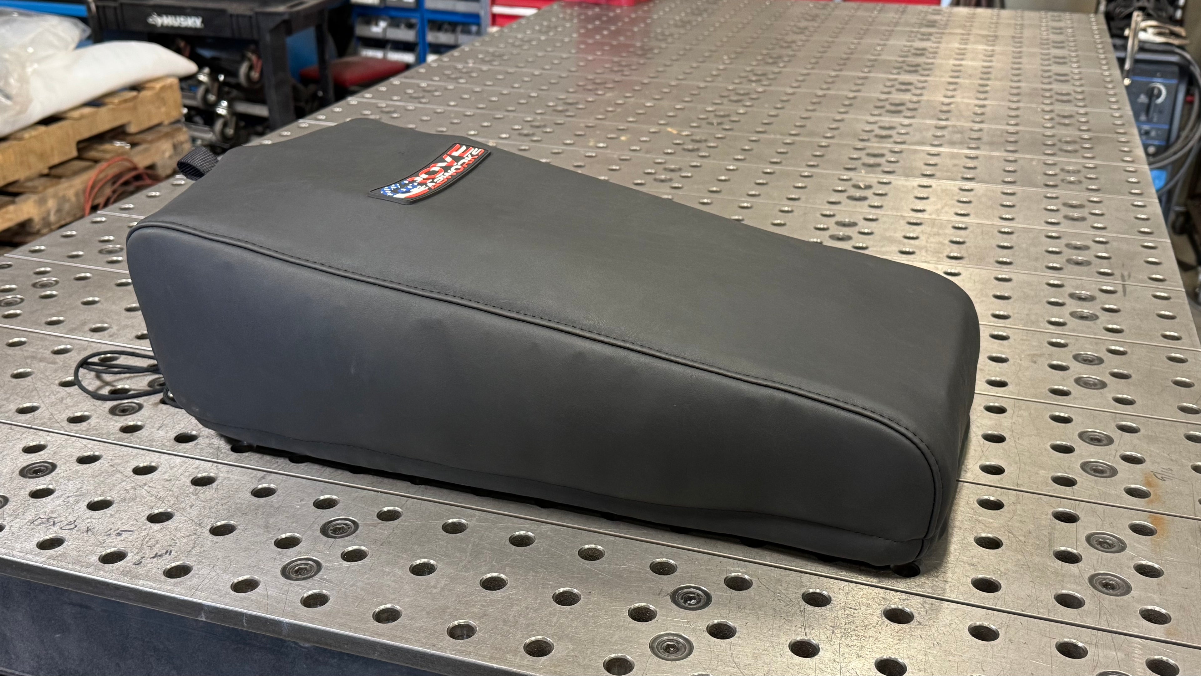 Black 1.5 Ton Badland Jack Cover