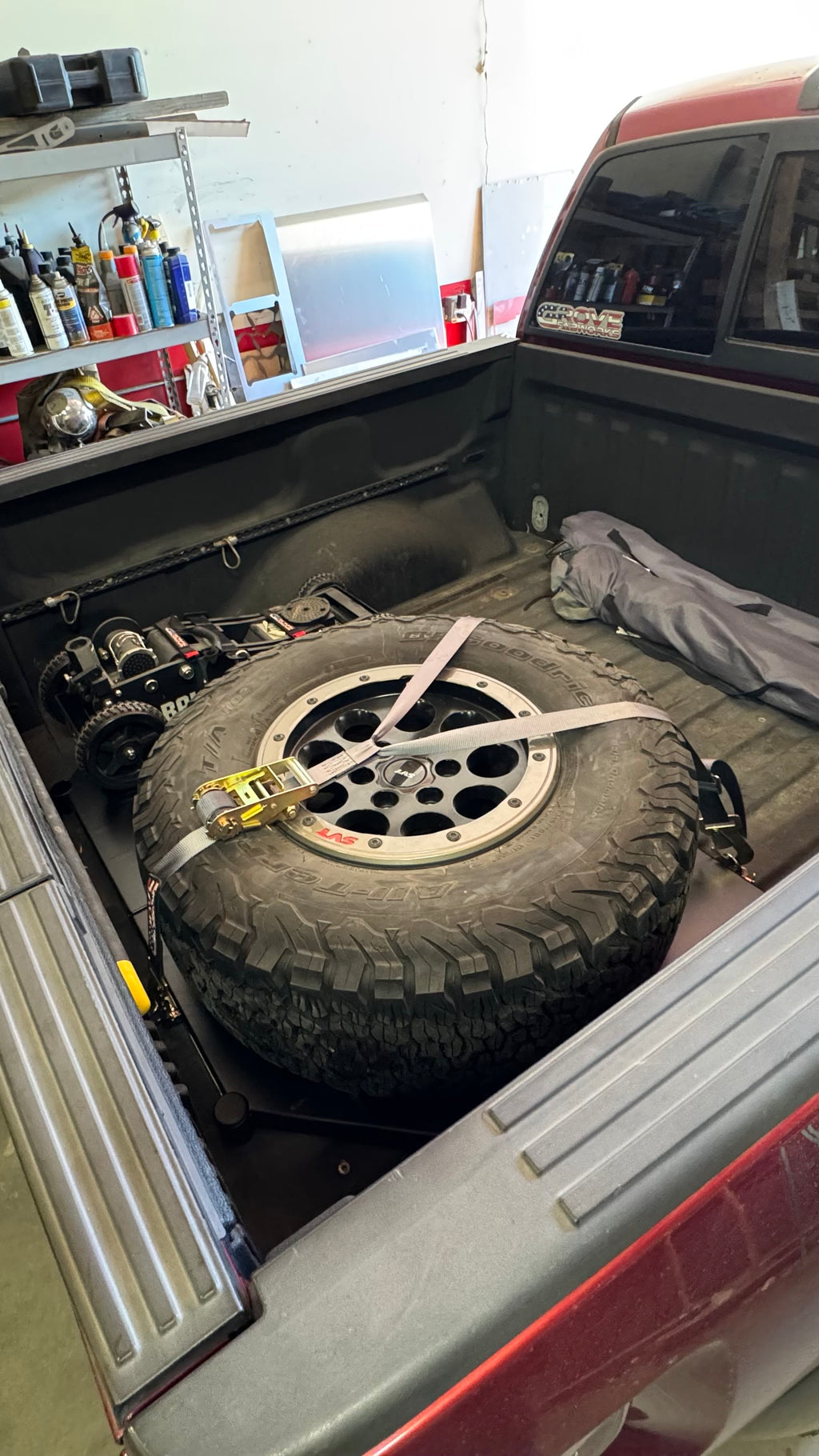 Gen1 Raptor Rear Horizontal Tire Carrier