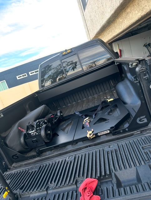 Gen1 Raptor Rear Horizontal Tire Carrier